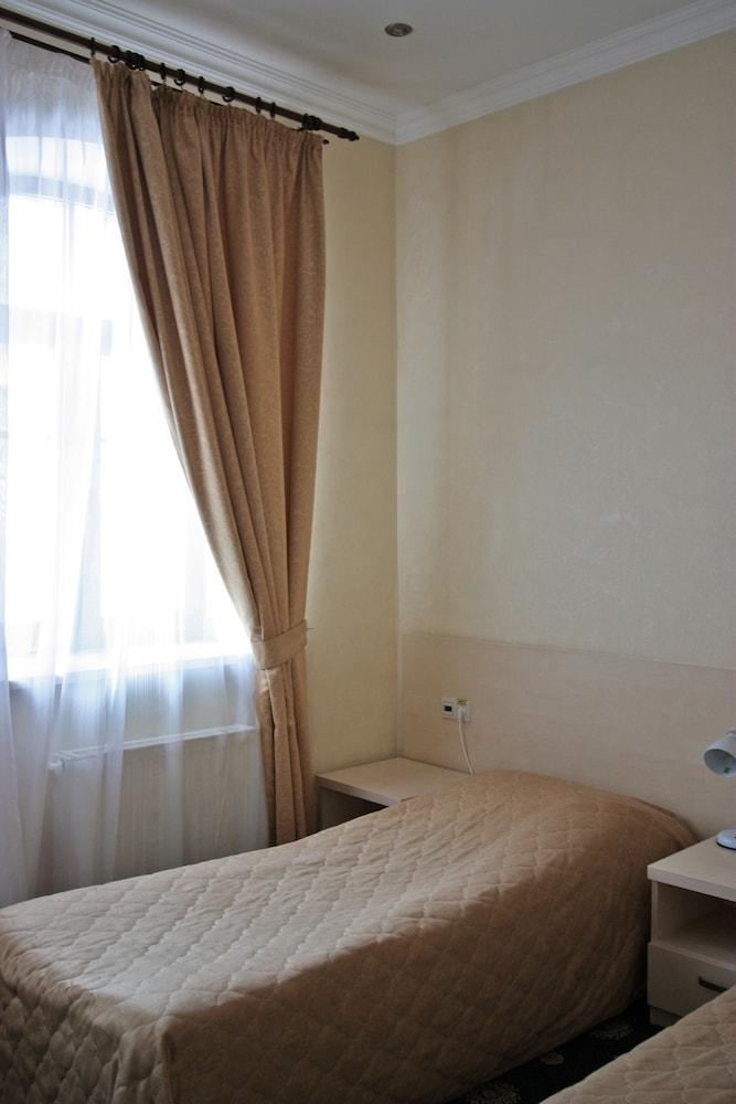 Gonchar Hotel Kiev Dış mekan fotoğraf