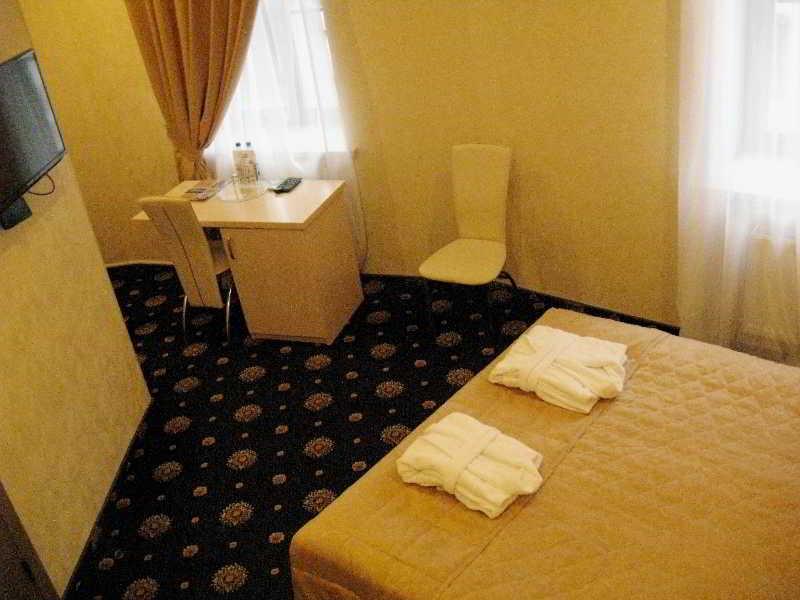 Gonchar Hotel Kiev Dış mekan fotoğraf